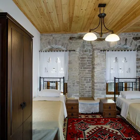 Tea Gjirokastër