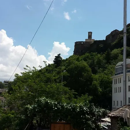 Casa de hóspedes Tea Gjirokastër