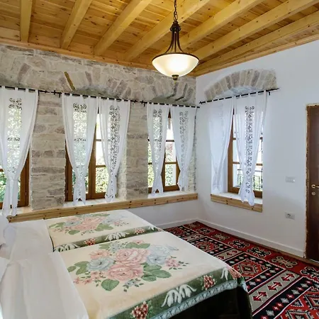 Tea Gjirokastër